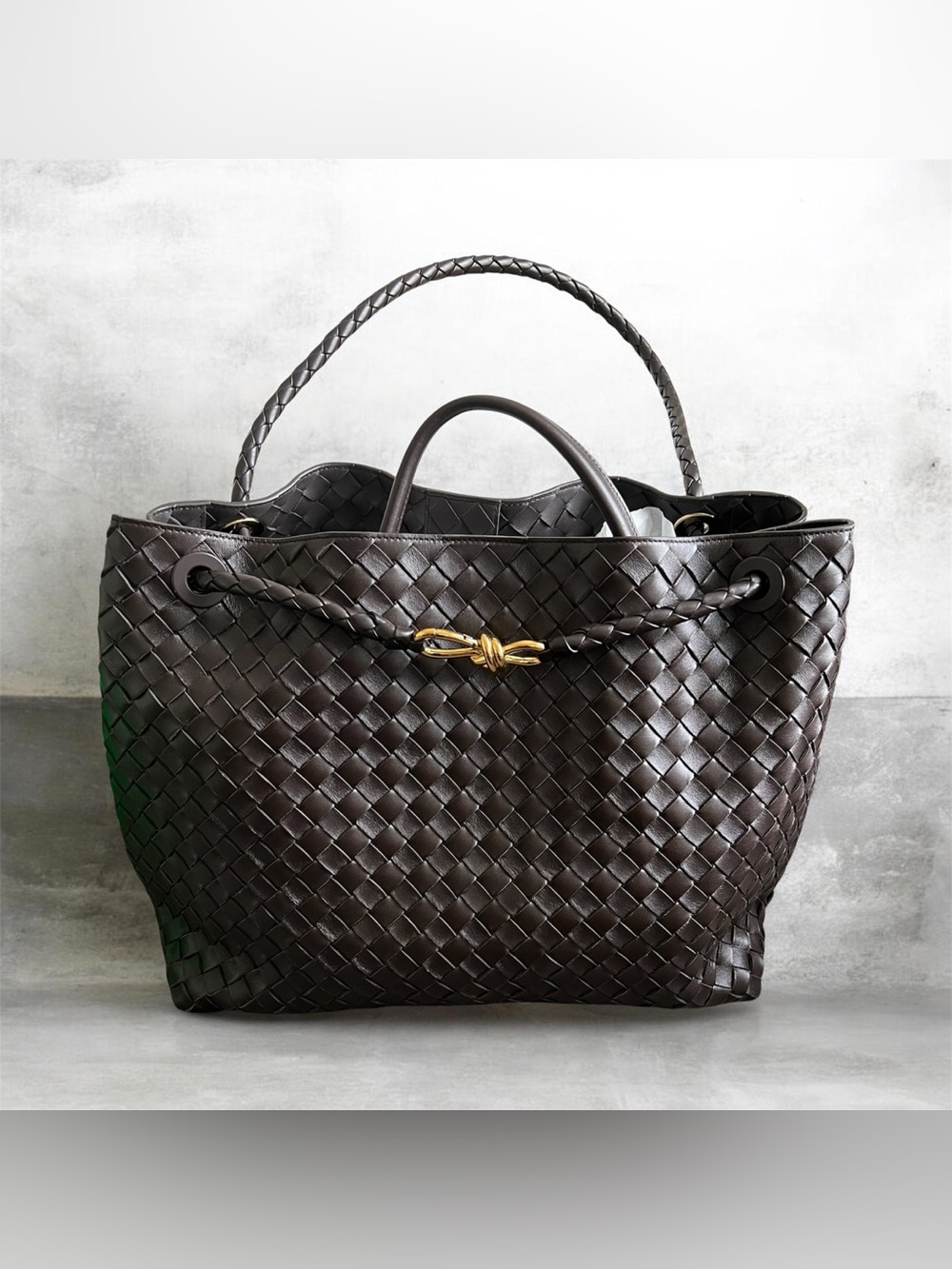 Bottega Veneta Nappa Intrecciato large Andiamo Dark Brown